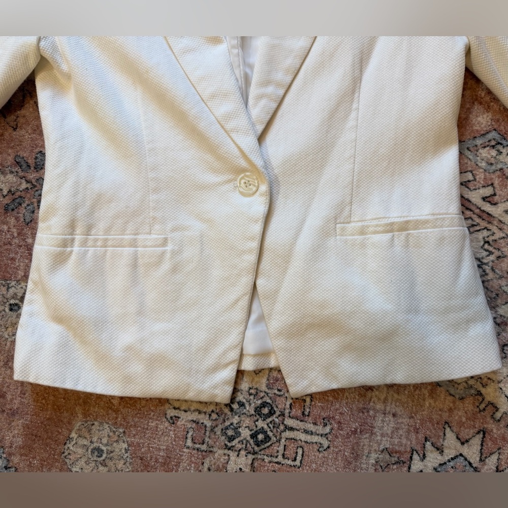 Amanda & Chelsea Soft White Blazer, Size 6 - Picture 4 of 6